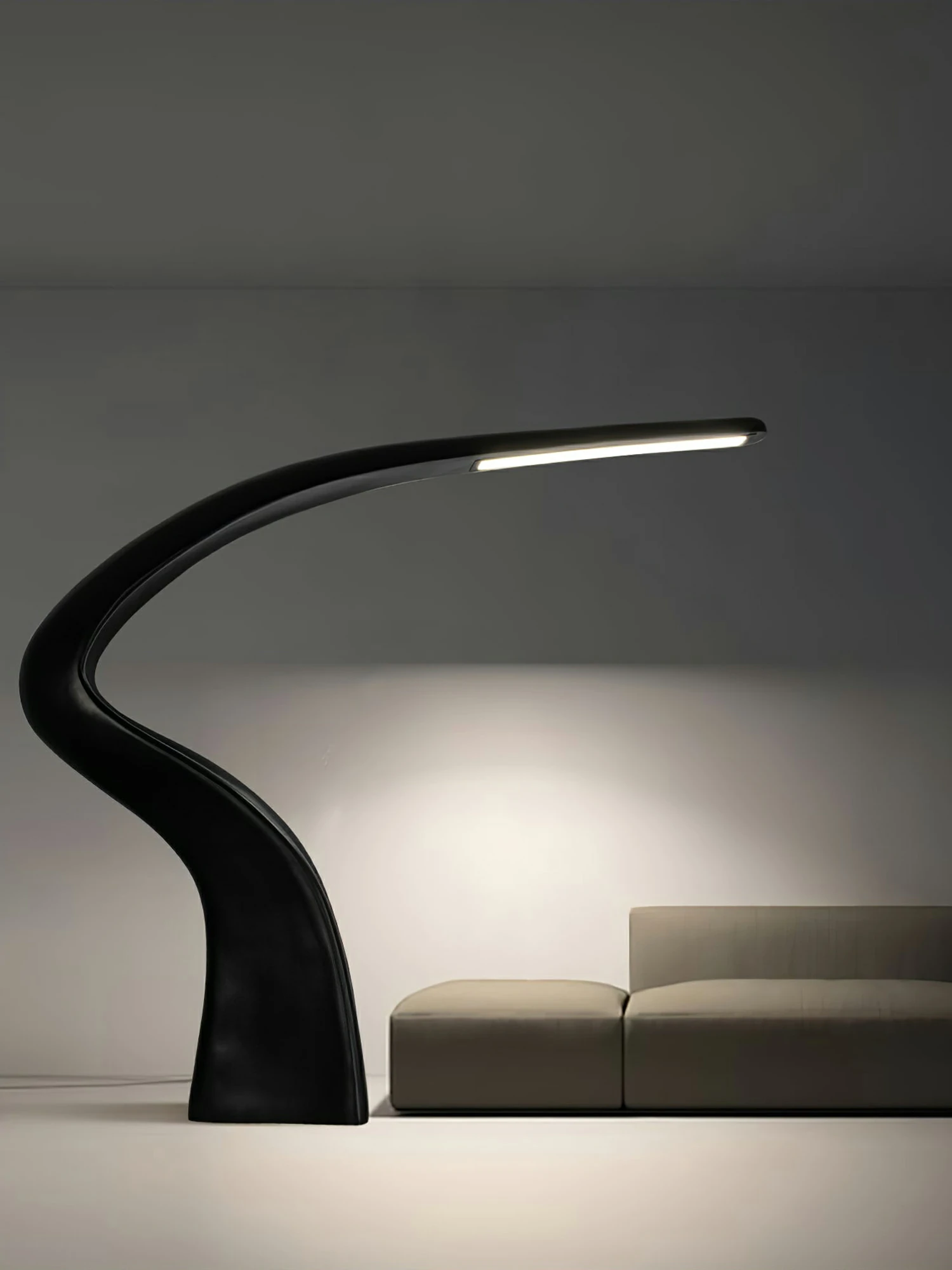Seraph Curve Floor Lamp - Image 2