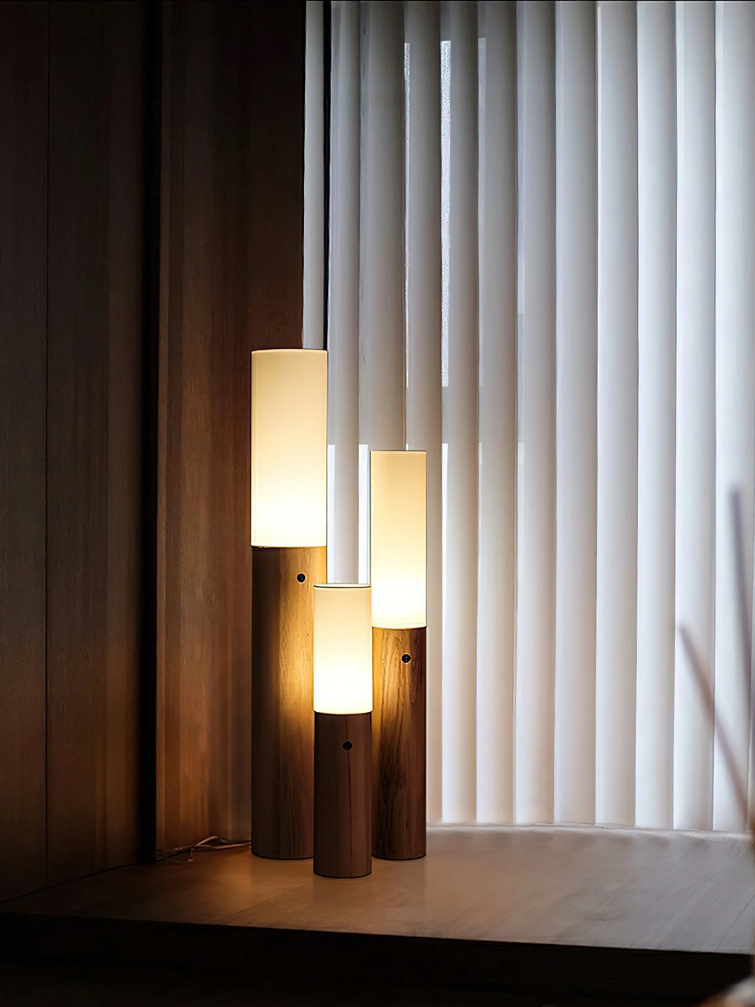 Timber Column Floor Lamp - Image 8