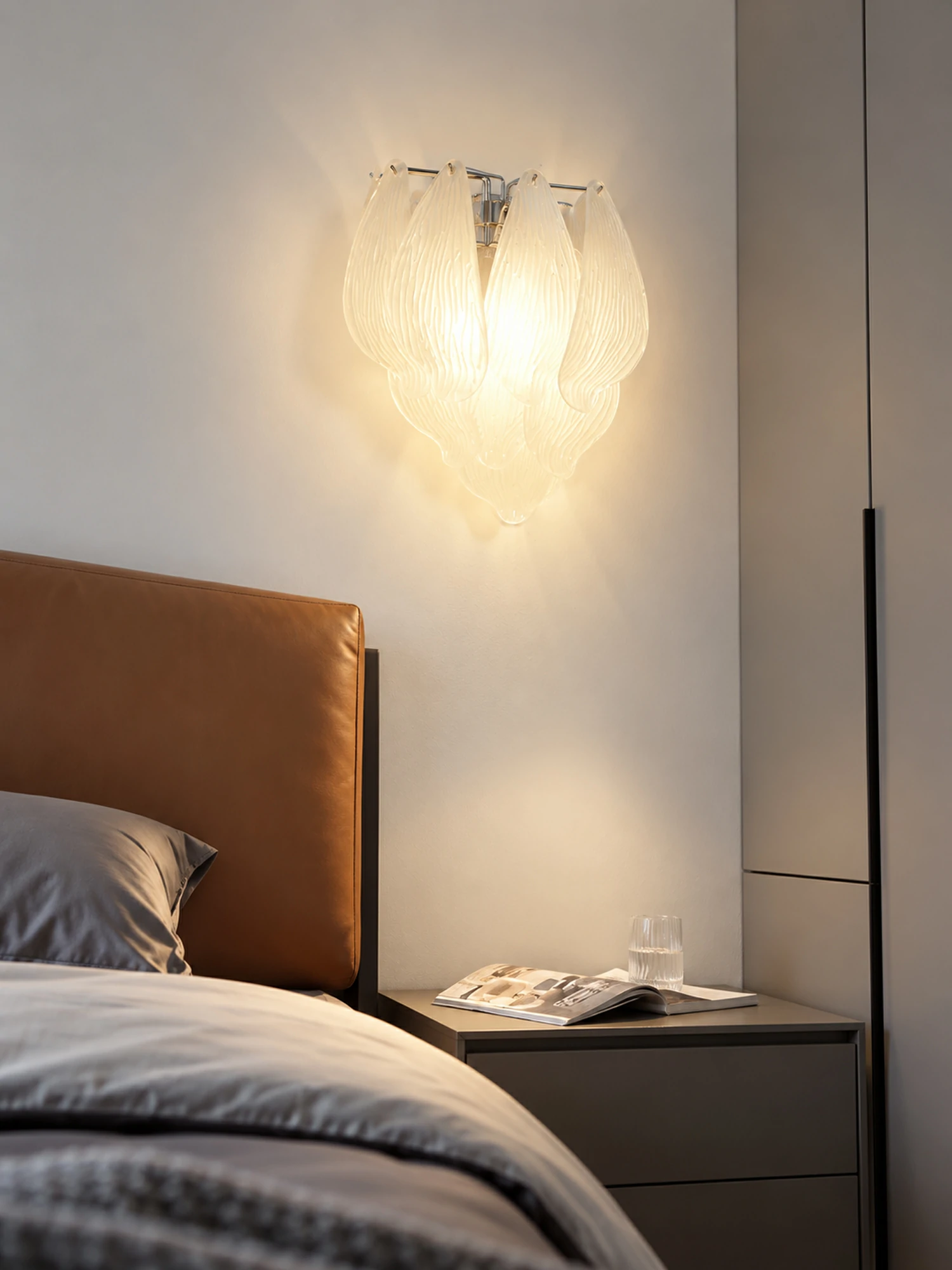 Tuliva Wall Sconce - Image 4