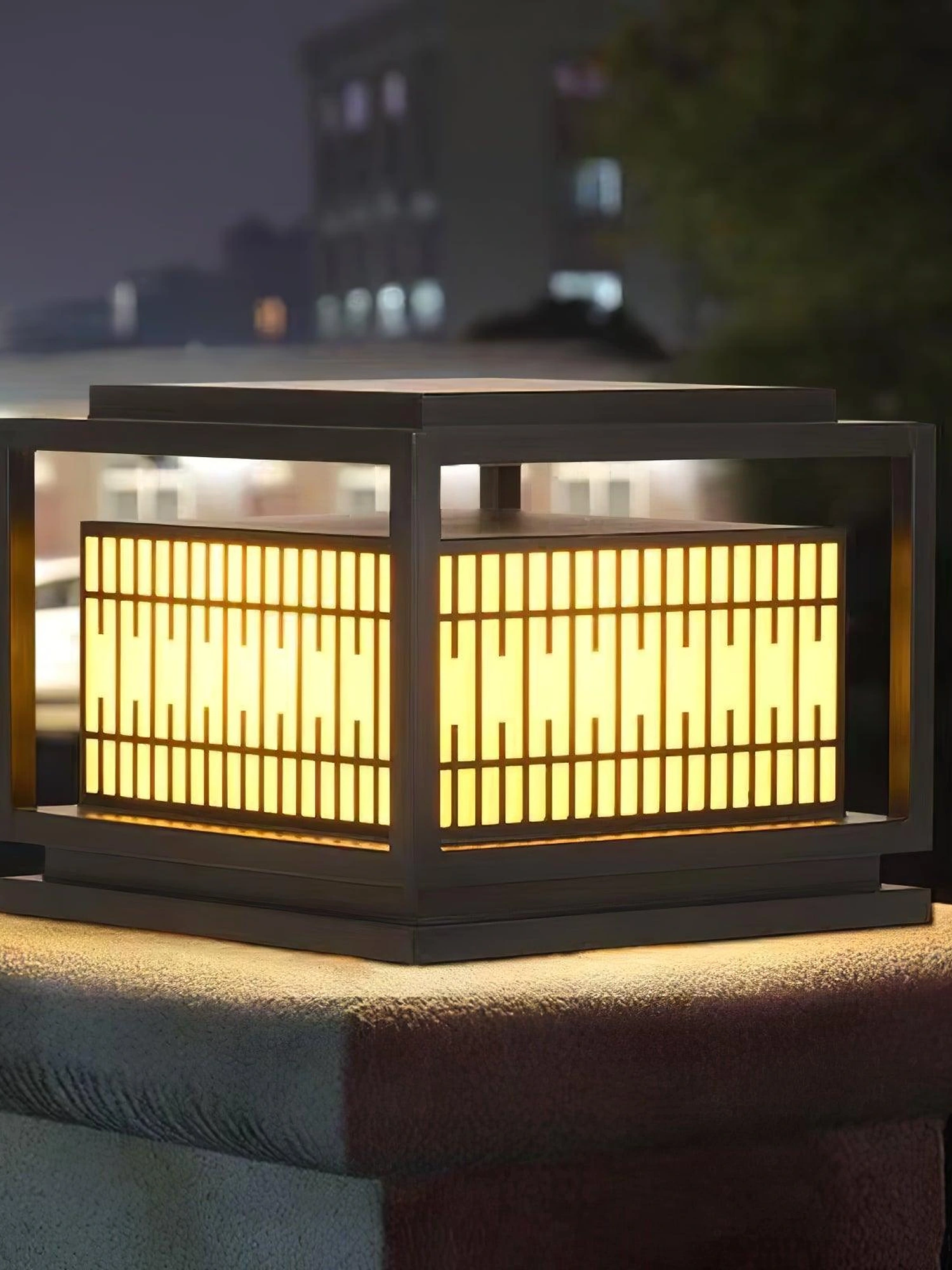 Window Grille Outdoor Post Light - Image 3